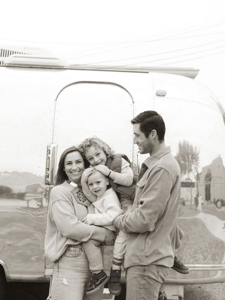 Fun family photos downtown Marietta.